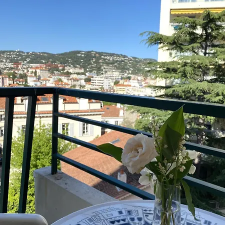 A 10min A Pied Palais Festivals アパート *